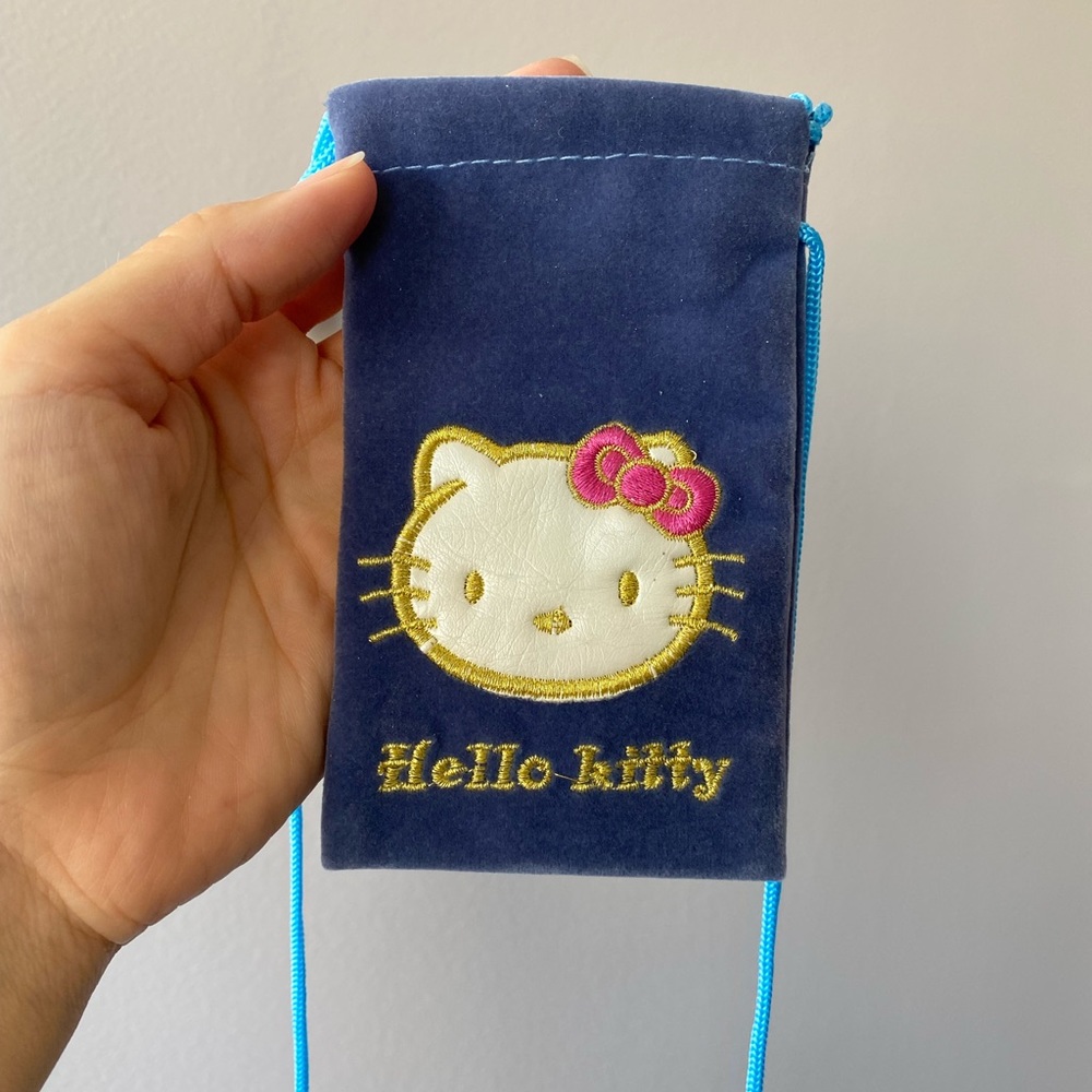 Hello Kitty crossbody/necklace pouch